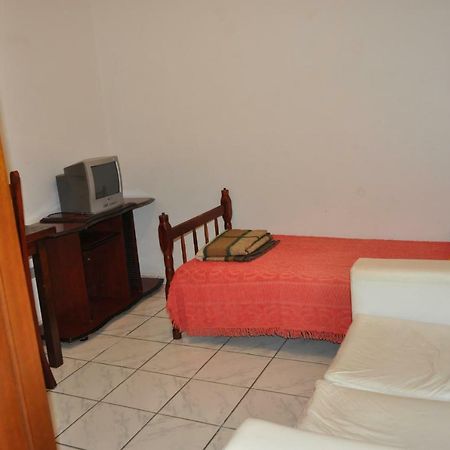 Hospedagem Centro Champagnat لوندرينا المظهر الخارجي الصورة