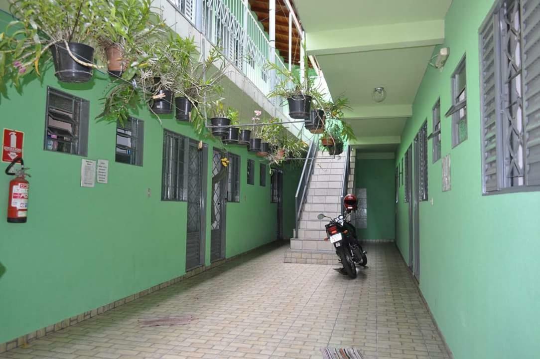 Hospedagem Centro Champagnat لوندرينا المظهر الخارجي الصورة